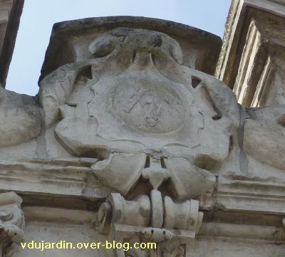 Poitiers, ancien cercle industriel, les symboles maçonniques