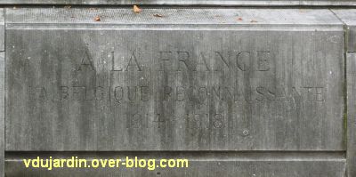Paris, monument à l'amitié franco-belge, 2, la dédicace
