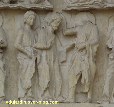 Poitiers, cathédrale, portail de Thomas,05, registre inférieur, groupe au centre