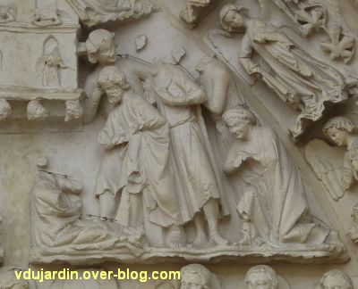 Poitiers, cathédrale, portail de Thomas, 12, registre supérieur, scène à droite