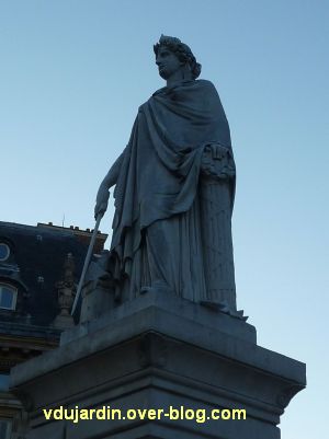 Paris, la République de Jean-François Soitoux, 4, son côté gauche