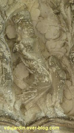 Poitiers, portail Saint-Michel de la cathédrale, droite, 07, un mage