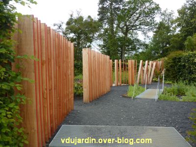 Chaumont-sur-Loire, festival des jardins 2012, jardin 20, 1, palissade de planches