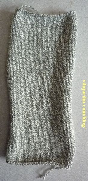 Pochette grise, le rectangle tricoté